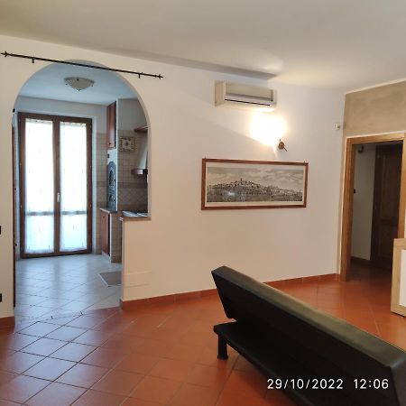 M & M Pinzi Suite Apartment 몬테풀치아노 스타지오네 외부 사진