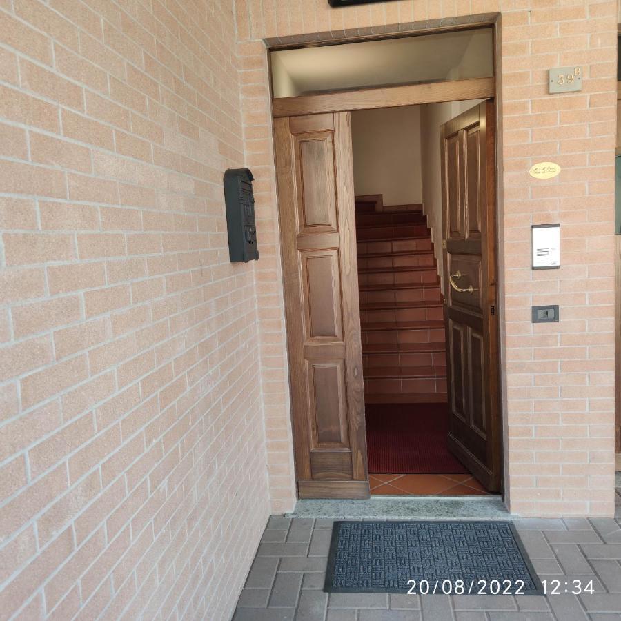M & M Pinzi Suite Apartment 몬테풀치아노 스타지오네 외부 사진